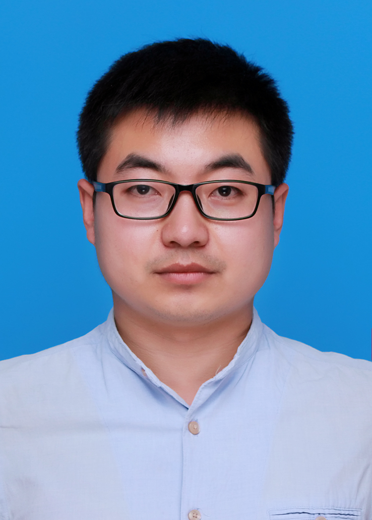  李百通