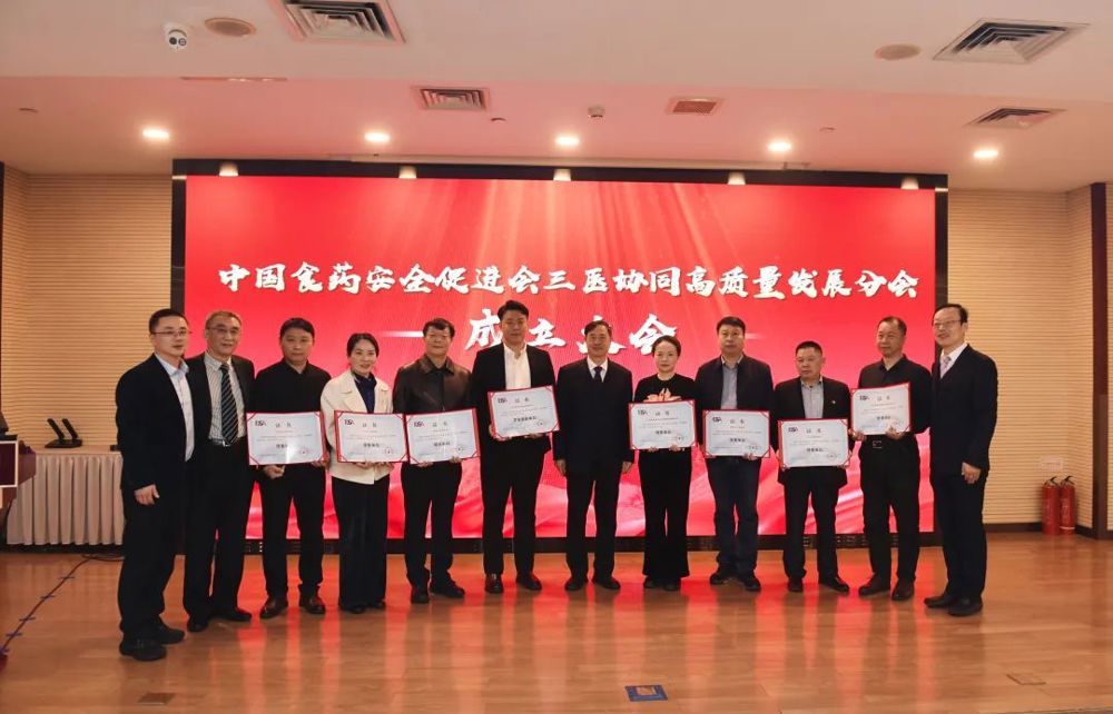 80c9a210df3c478ebed26fc638739cc7.jpg